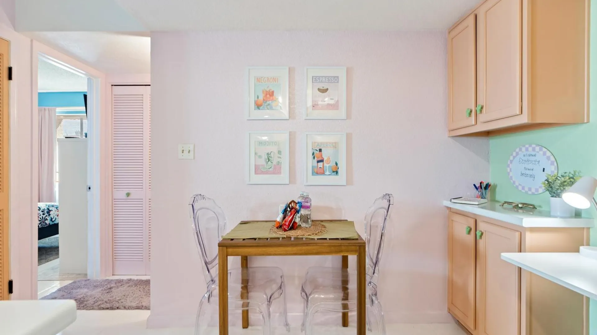 Hébergement de vacances Modernized 1Br Condo W Shared Pool & Spa Scottsdale