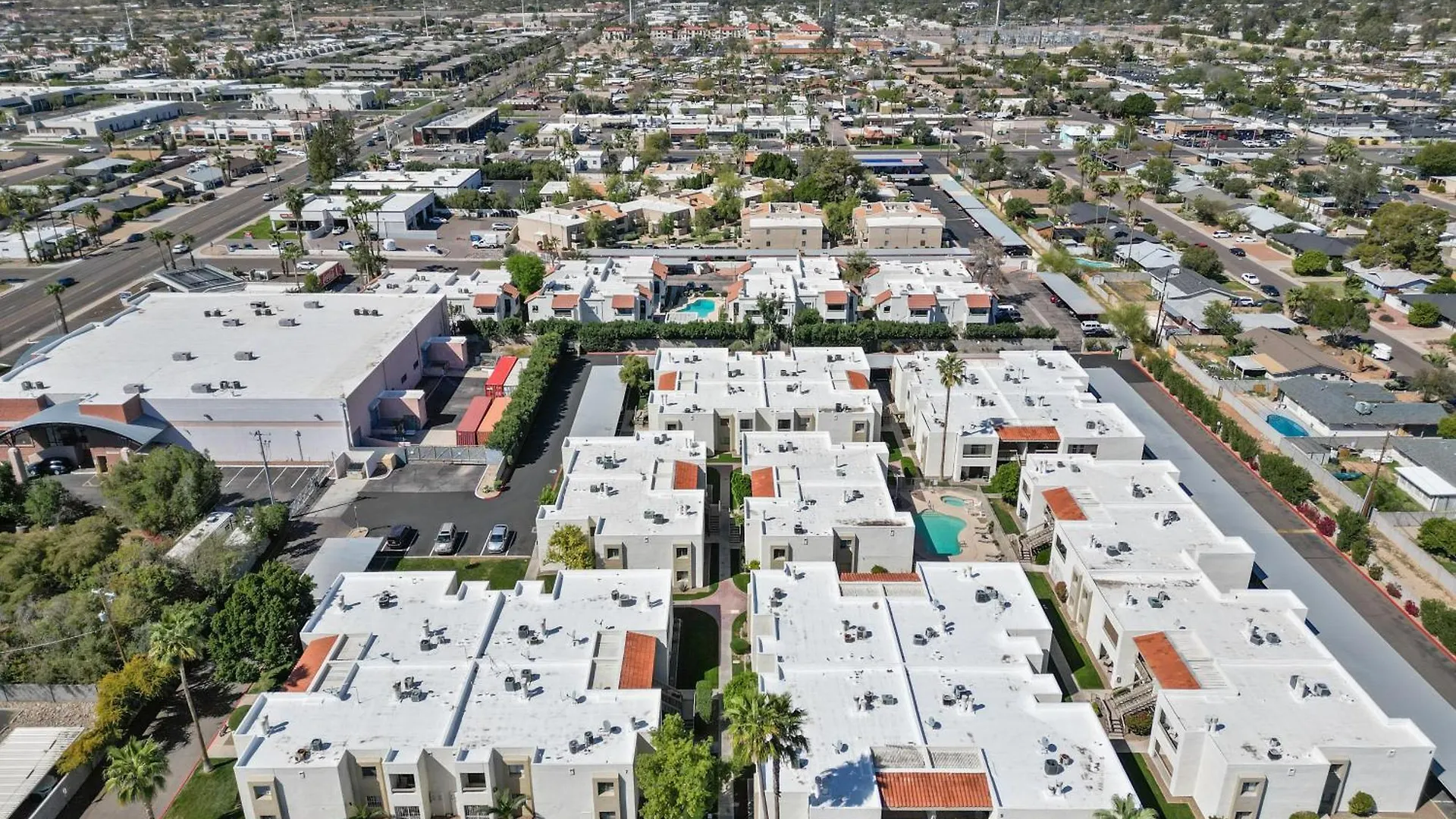 Modernized 1Br Condo W Shared Pool & Spa Scottsdale