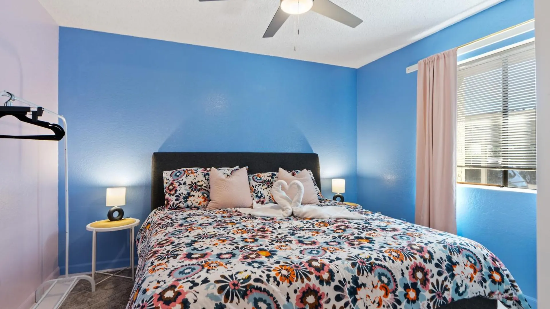 Hébergement de vacances Modernized 1Br Condo W Shared Pool & Spa Scottsdale